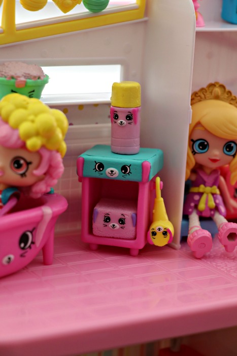 shopkins-happy-places-dolls