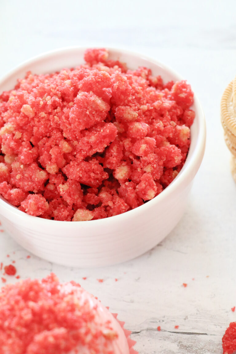 Strawberry Crunch Topping » The Denver Housewife