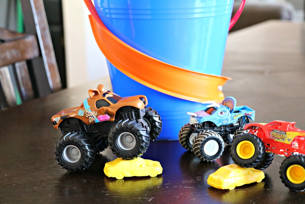 Hot Wheels Easter Pail